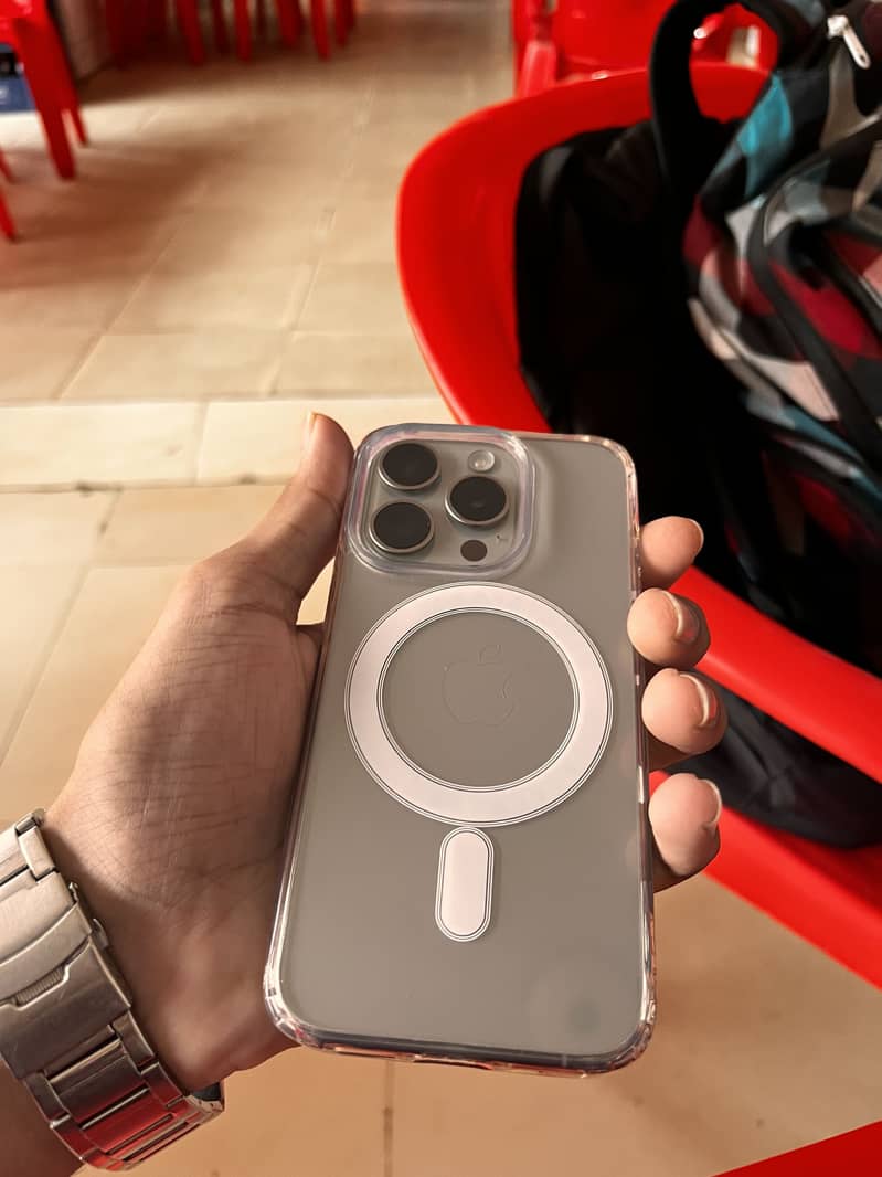 Apple iPhone 15 Pro 7