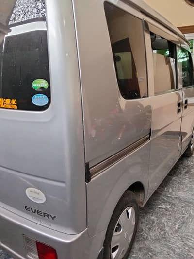 Suzuki Every 2014