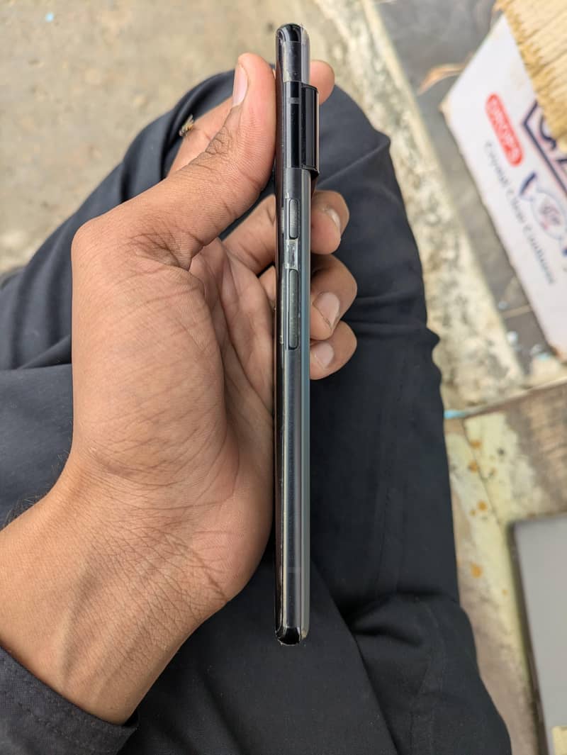 Google Pixel 6 Pro 2