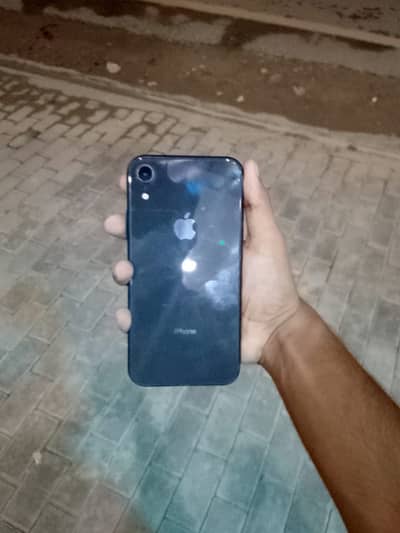 Apple iPhone XR