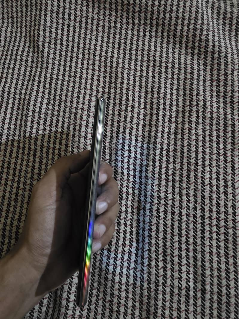 Samsung Mobile Note 10 Plus 5