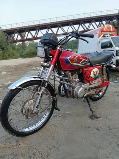 Urgent for sale honda 125 documents clear