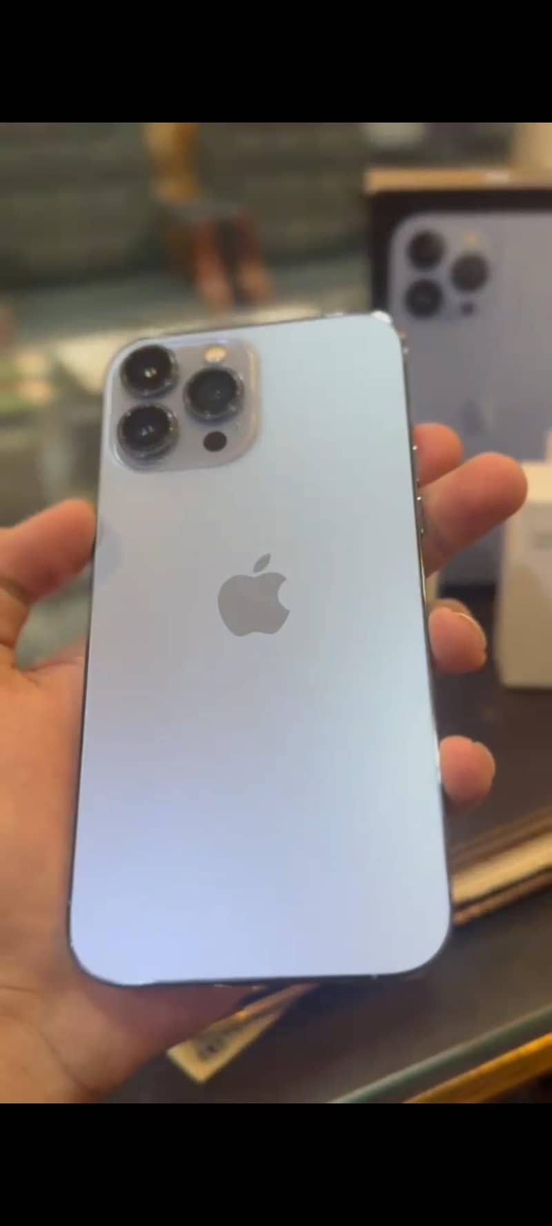 Apple iPhone 13 Pro Max 1