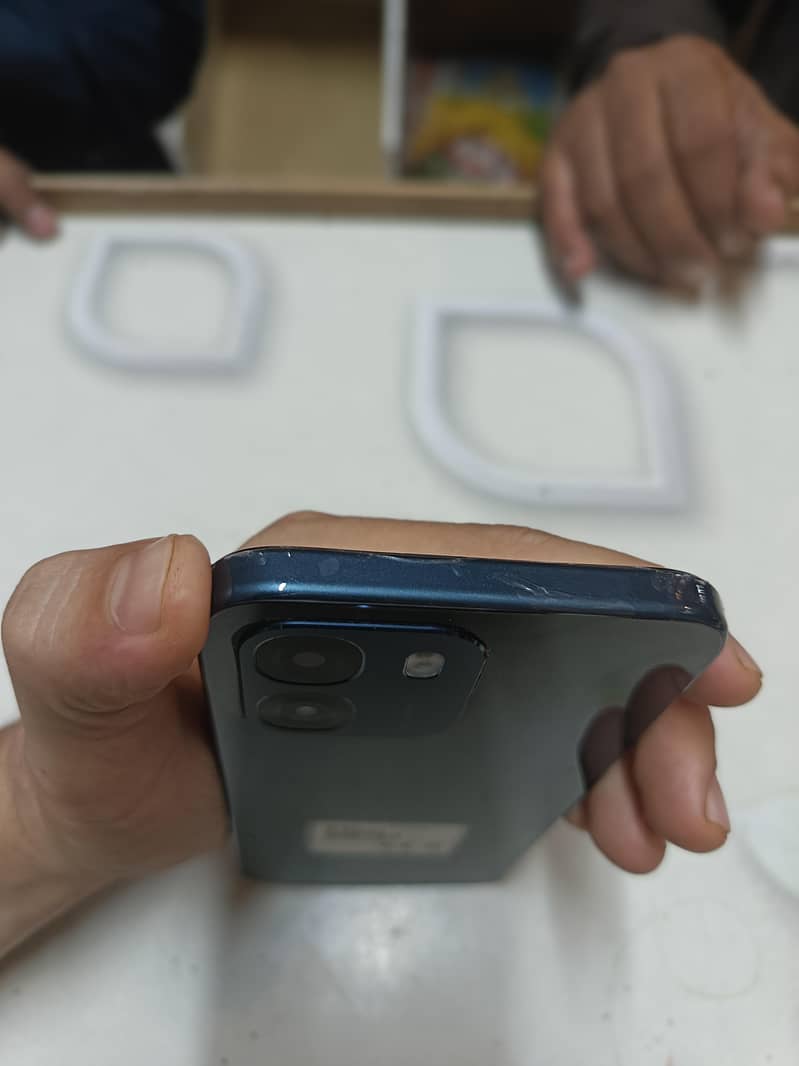 OPPO A6s 3