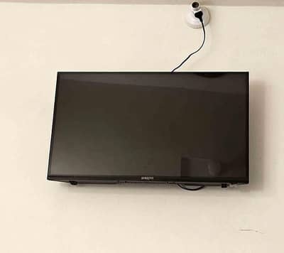 Samsung 32 Inch LED TV For Sale