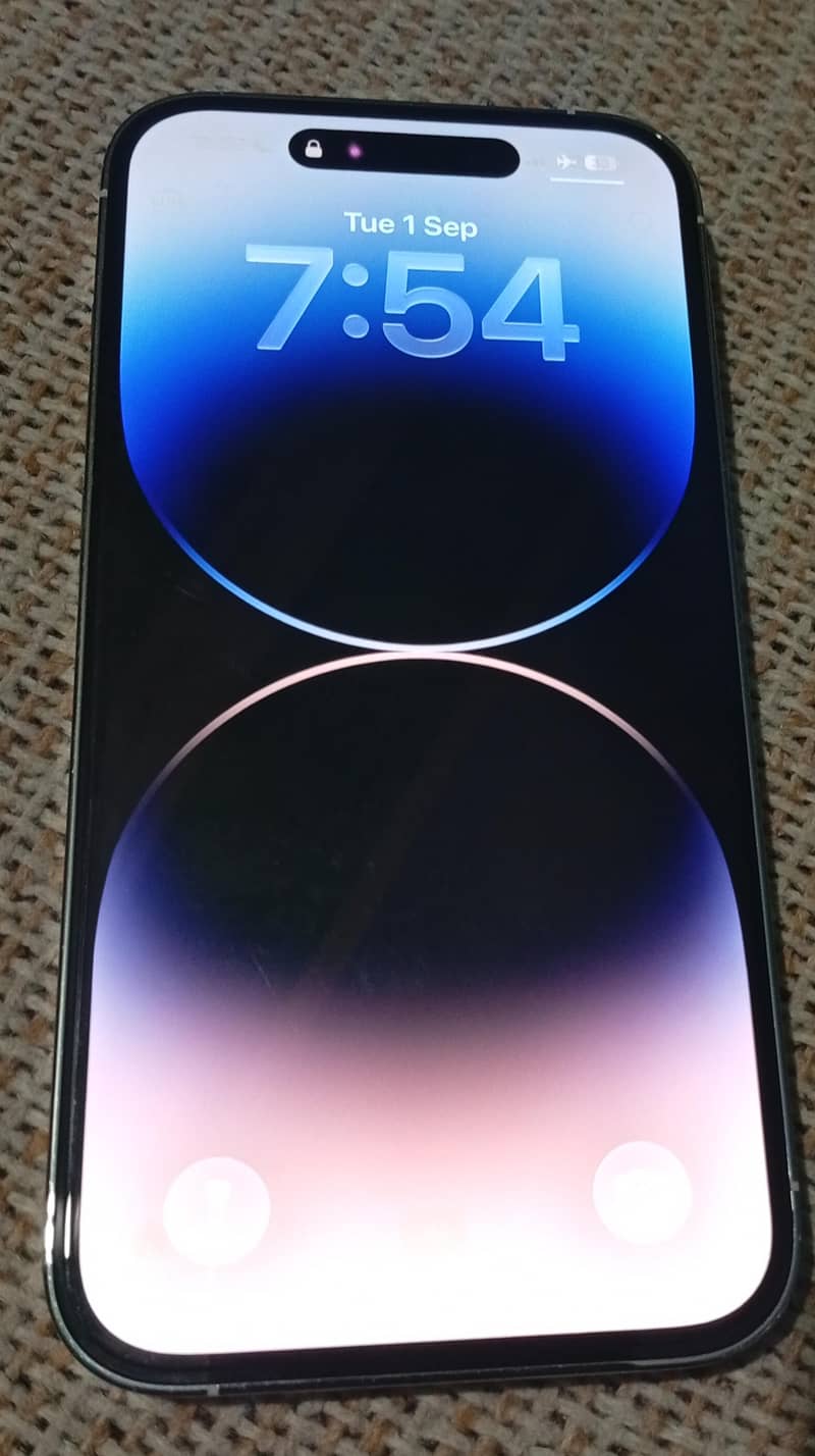 Apple iPhone 14 Pro 1