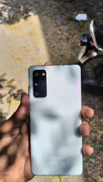 Samsung Mobile S20 FE