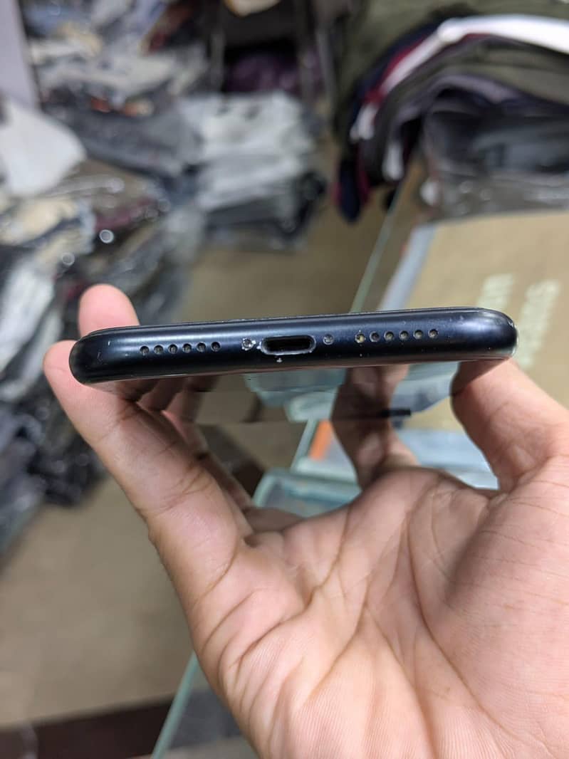iphone XR 3