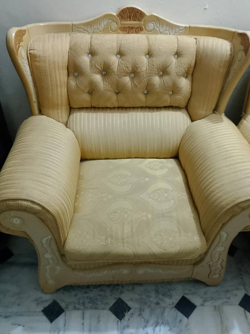 5 seater sofa 0