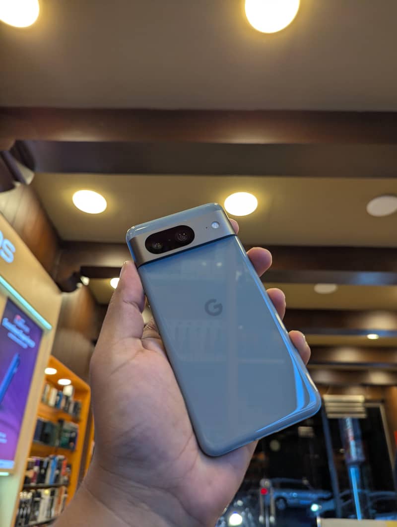 Google Pixel 8 3