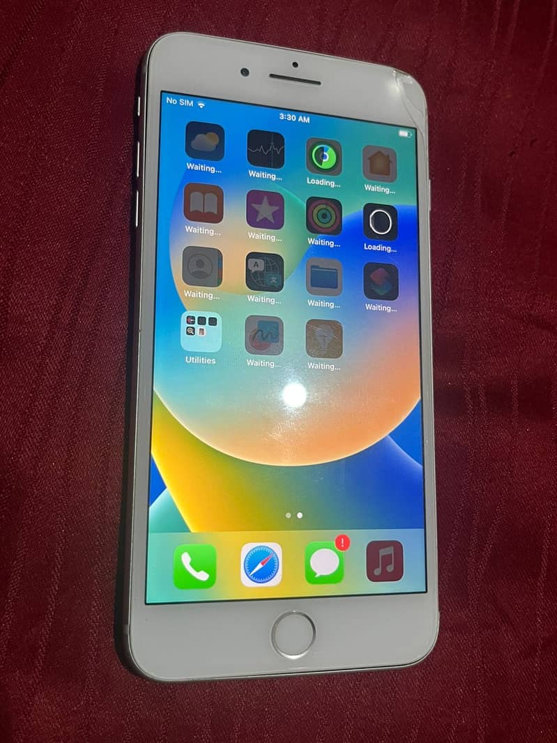 Apple iPhone 8 Plus 4