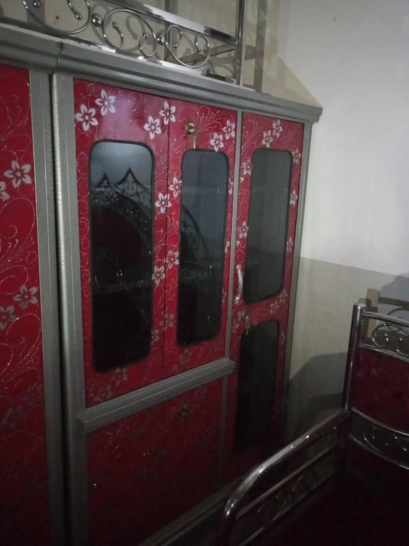 کمرے کا فرنیچر 1