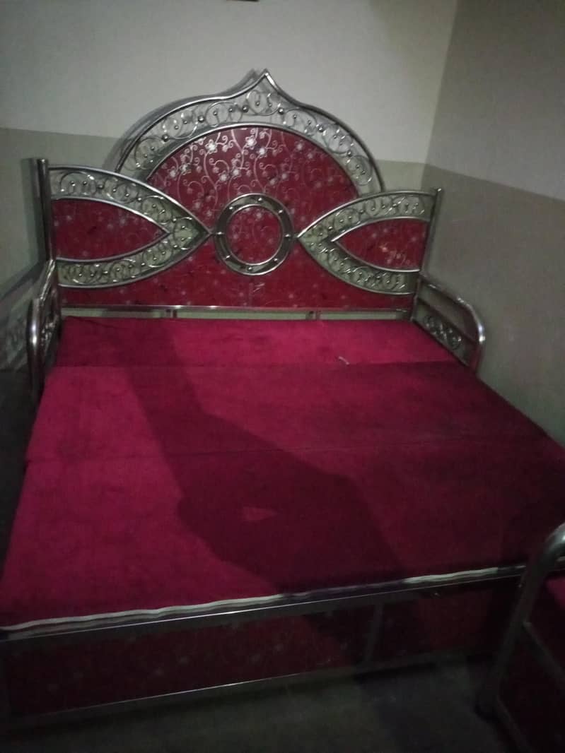 کمرے کا فرنیچر 4