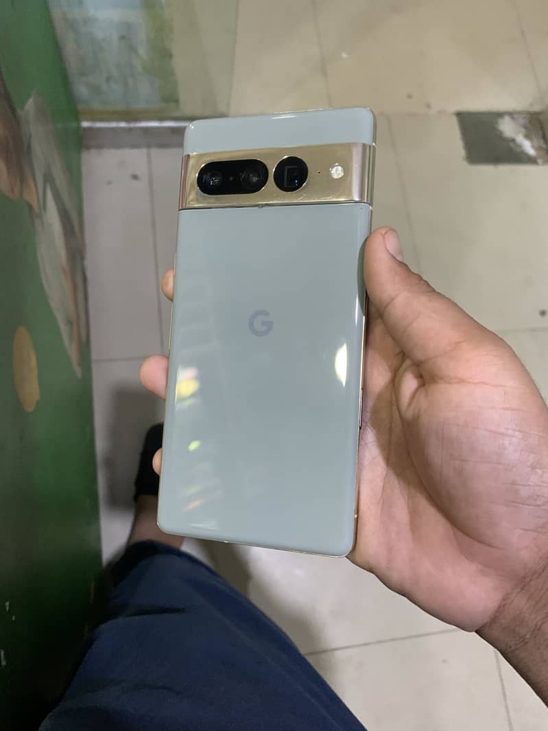 Google Pixel 7 Pro 0