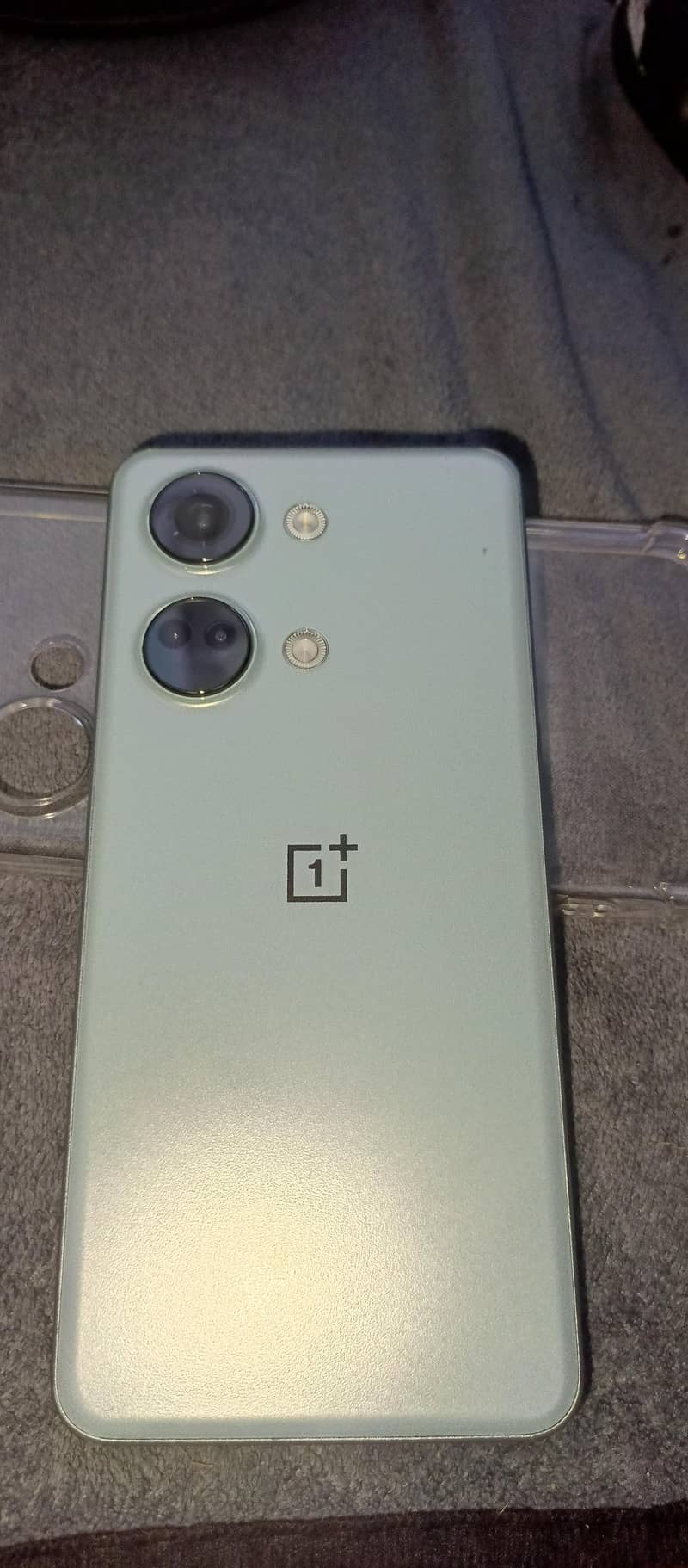 oneplus ace 2v 1