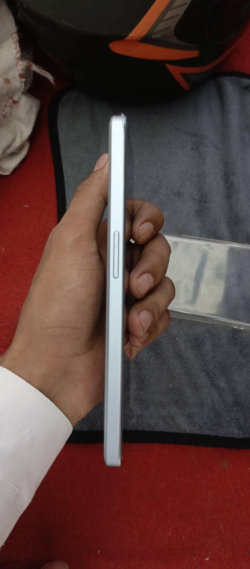 oneplus ace 2v 5