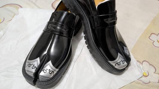 Split toe tabi boots