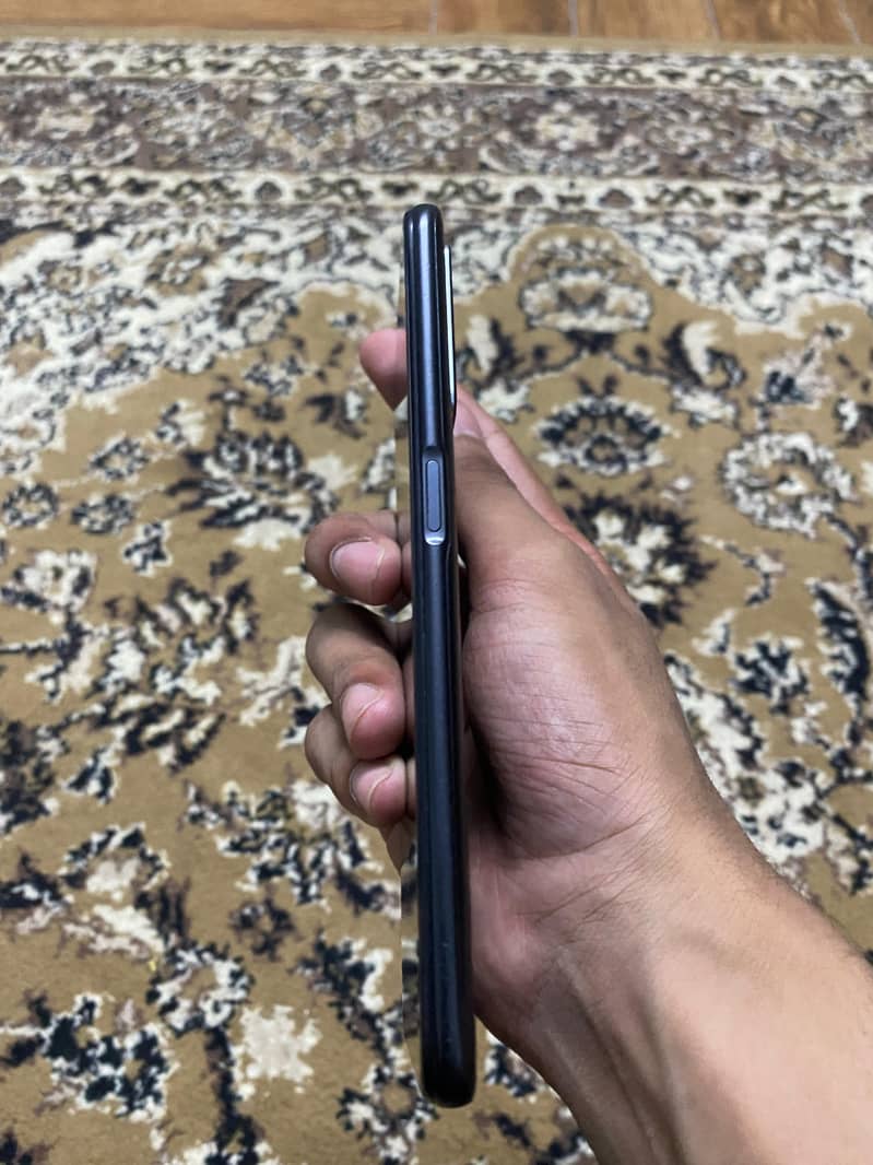 OPPO A76 3