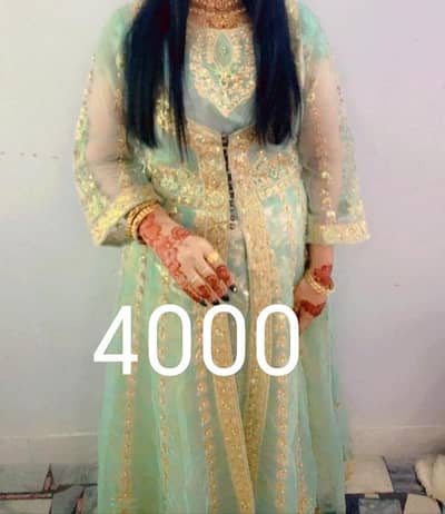 here the beautifuls wedding wear dressess