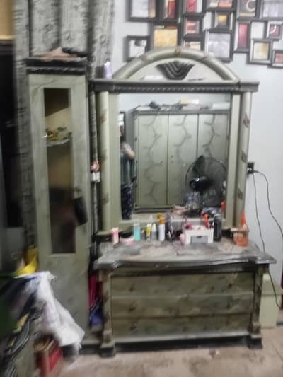 Deco dressing table