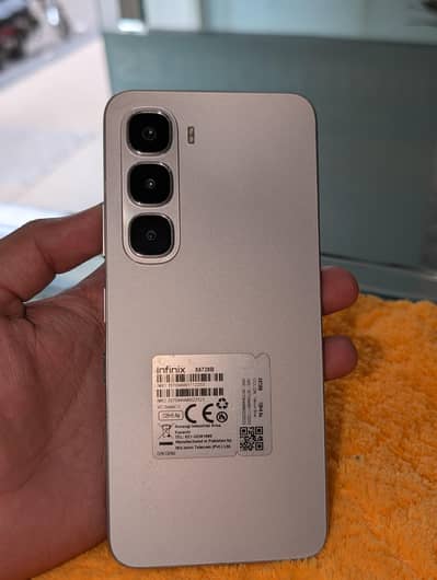 Infinix Hot 60i 6/128 with box and charger