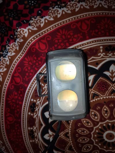 2 Color Hain Sath flasher Hain white or yellow