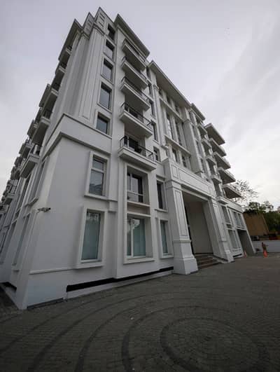 1 Bedroom Luxury Apartment For Sale In Avenair At The Heart Of Guldberg M. M Alam Road Lahore