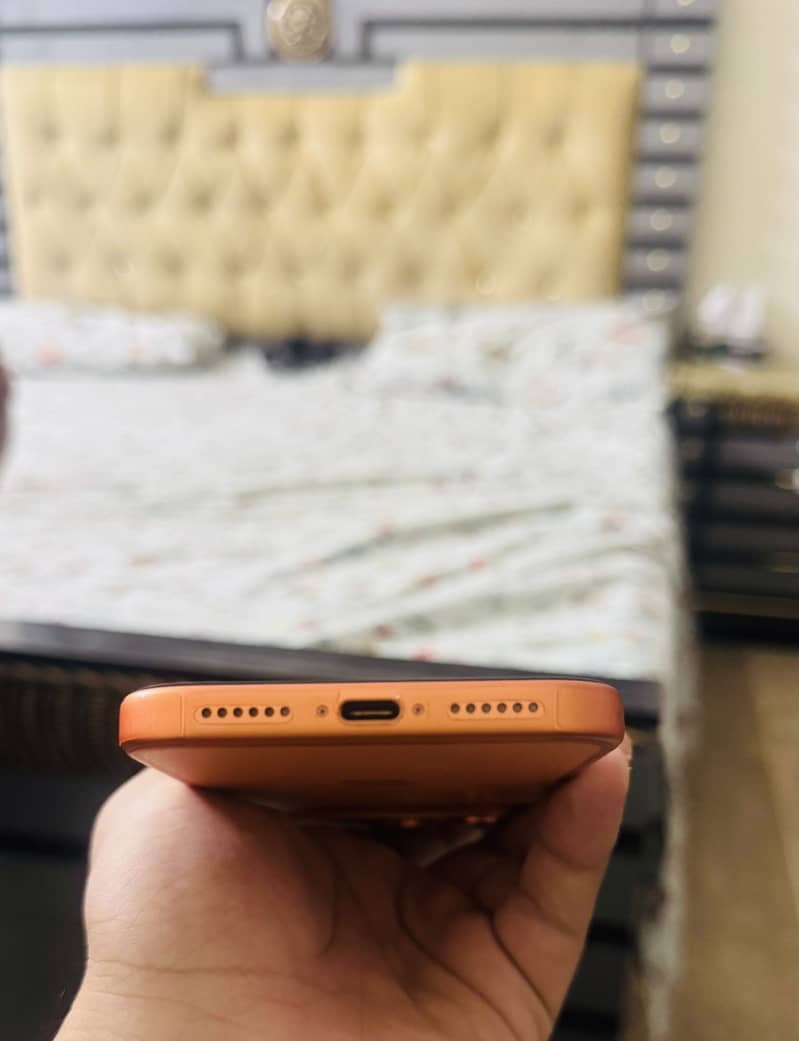 Apple iPhone 17 Pro Max 2