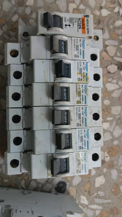 CIRCUIT BREAKERS