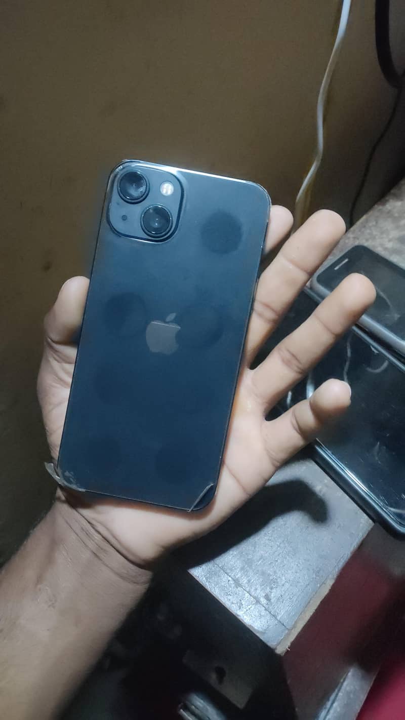 Apple iPhone 13 1