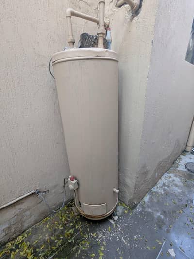 Gas Water Geyser 100 Liters