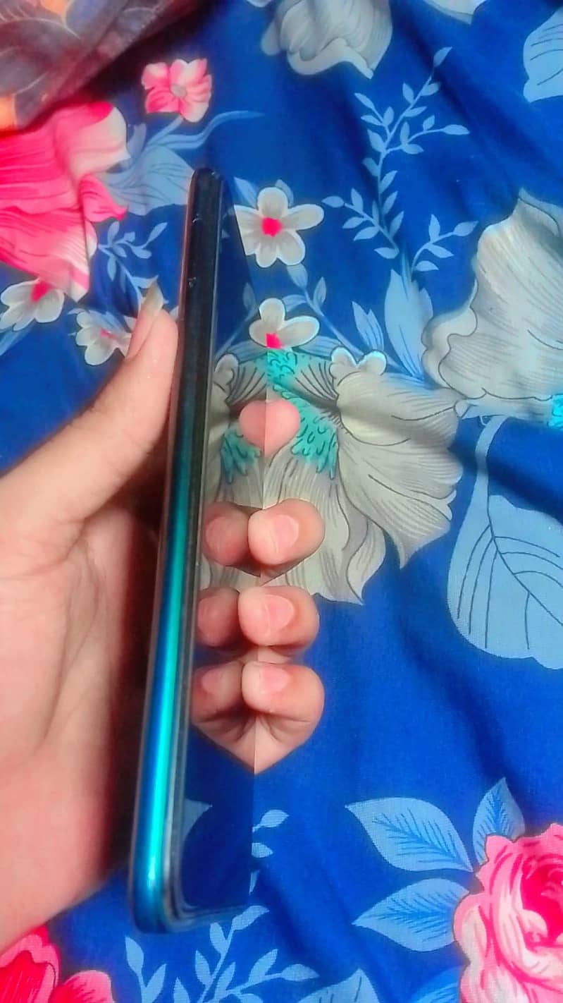 Tecno Spark 5 Pro 3