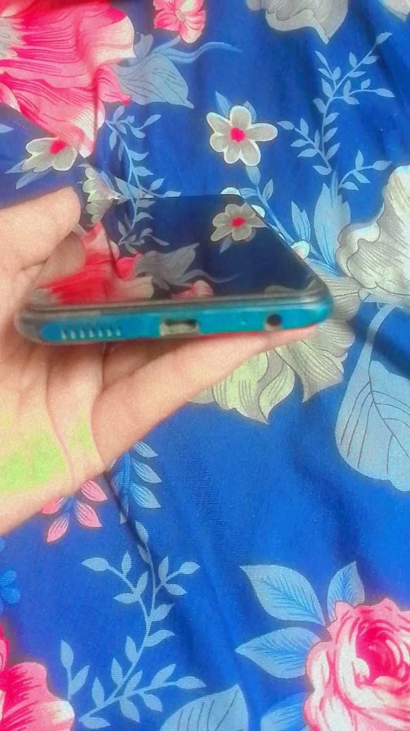 Tecno Spark 5 Pro 5