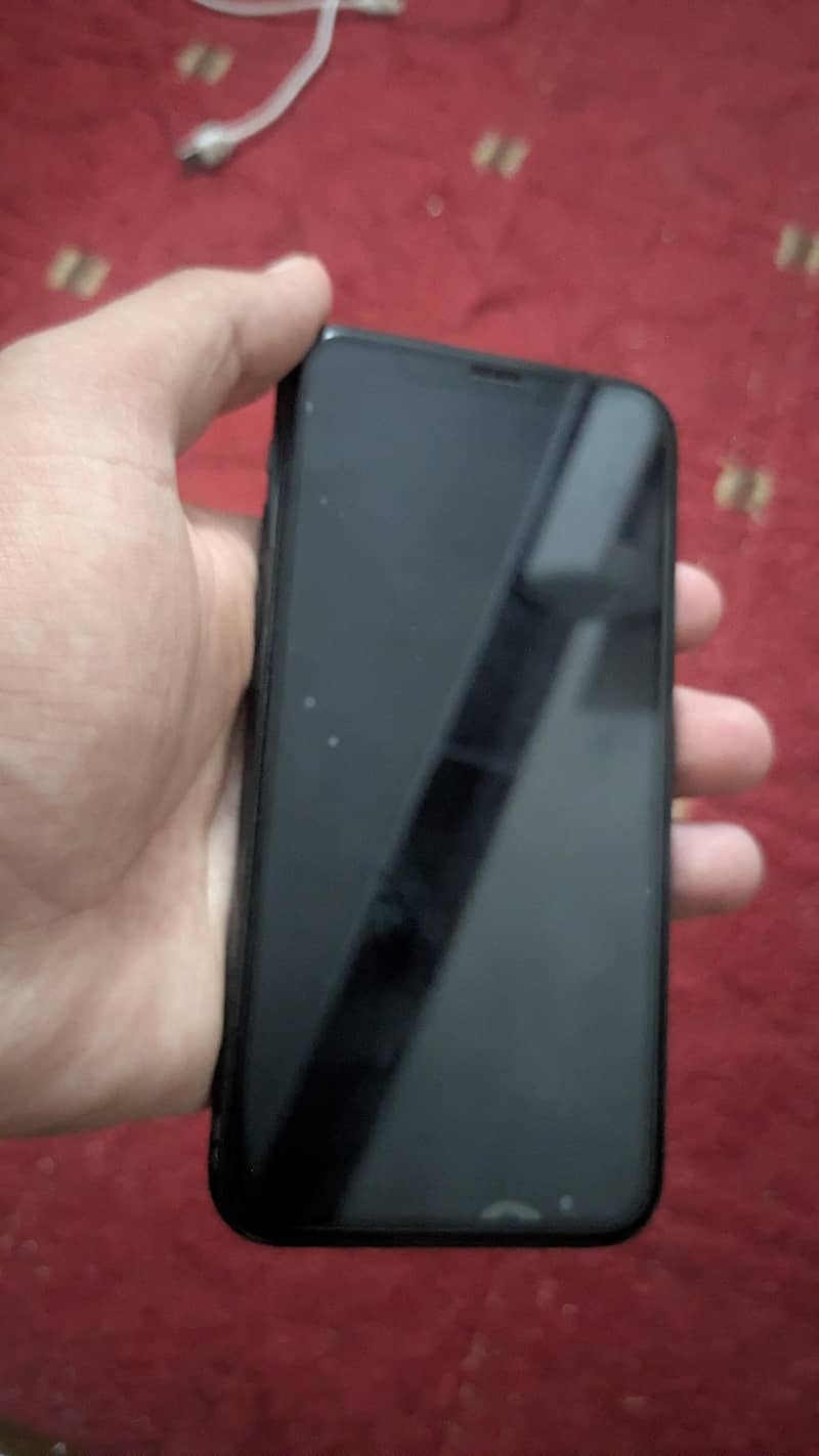 Apple iPhone 11 Pro 1