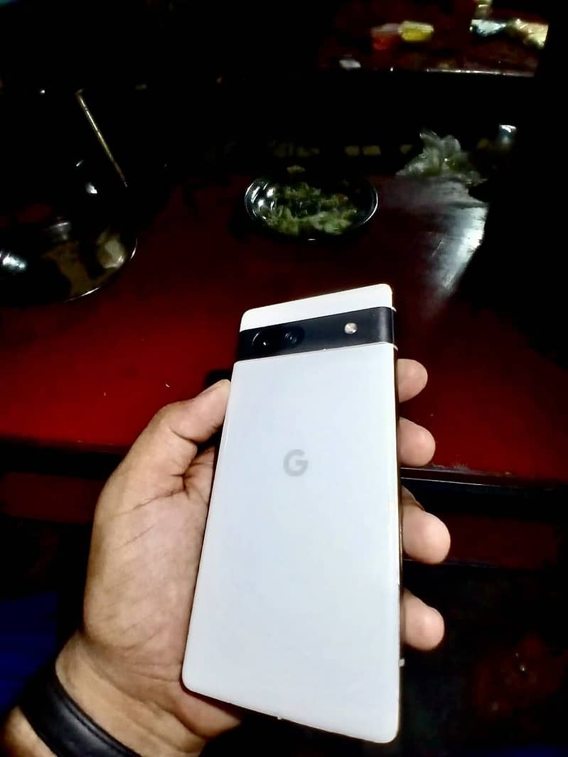 Google Pixel 7a 1