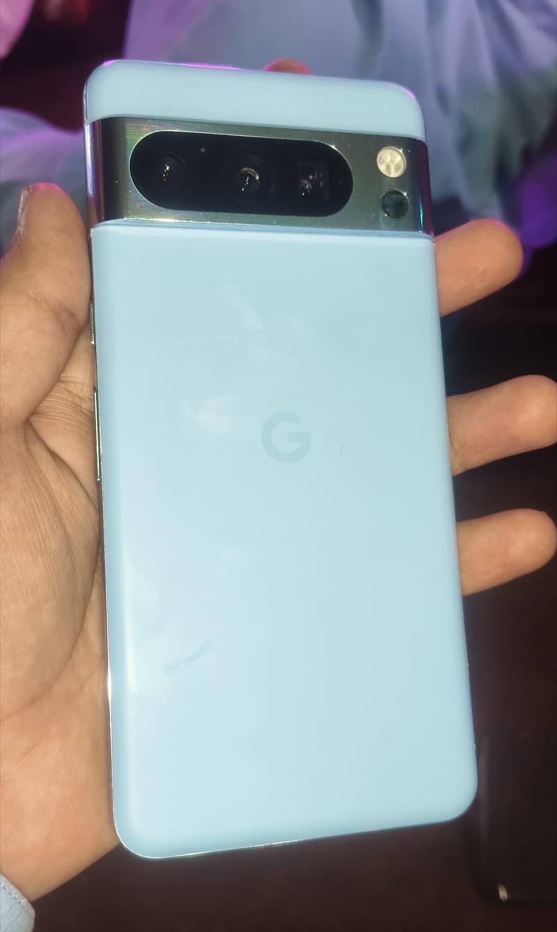 Google Pixel 8 Pro 7