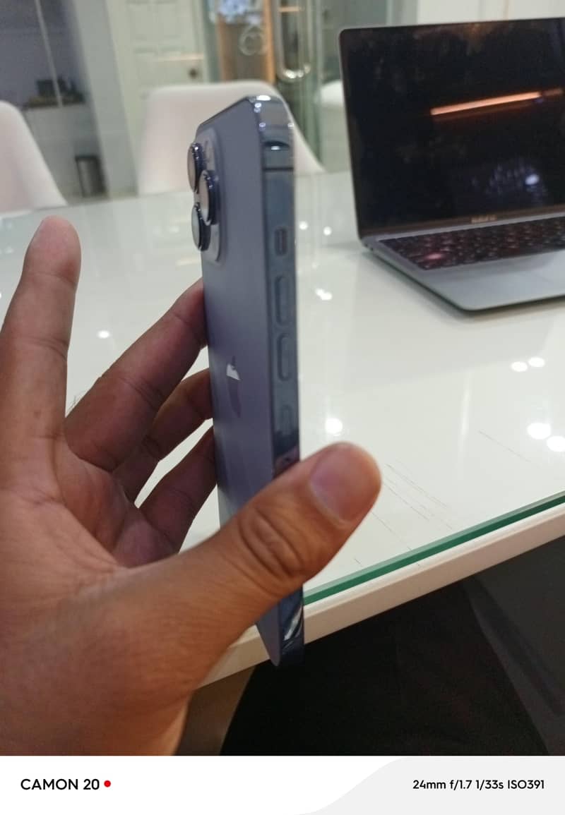 Apple iPhone 13 Pro Max 2