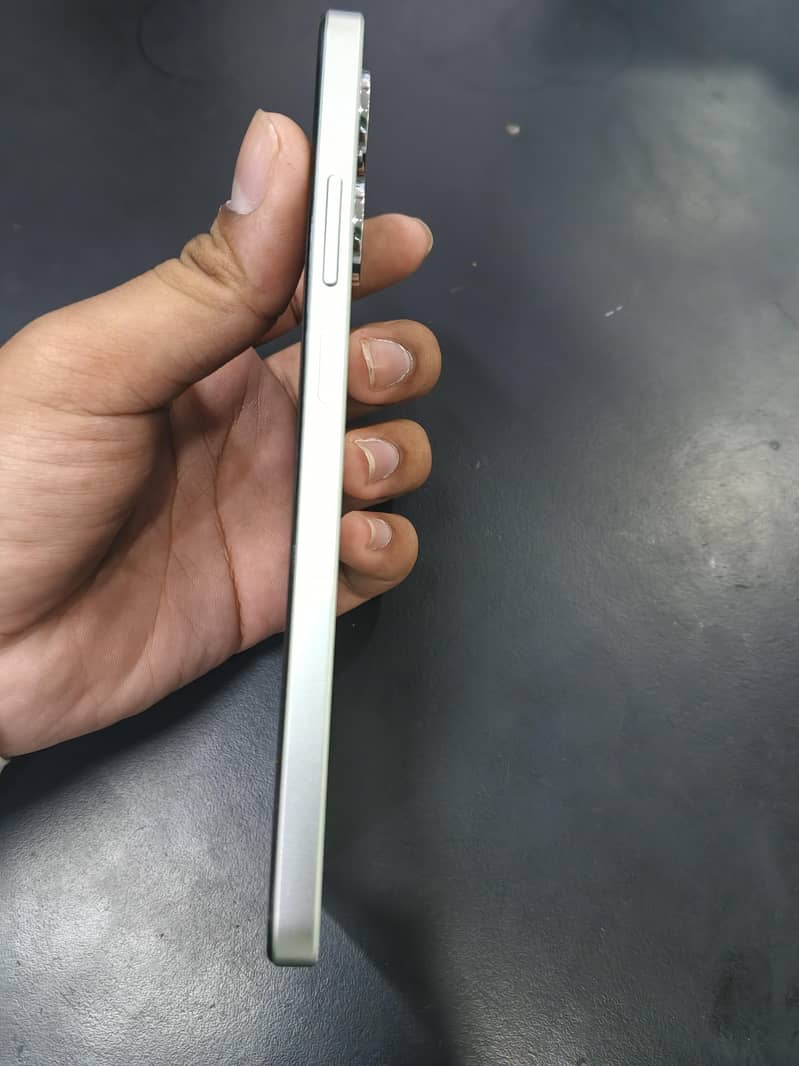 Realme Note 60x 2