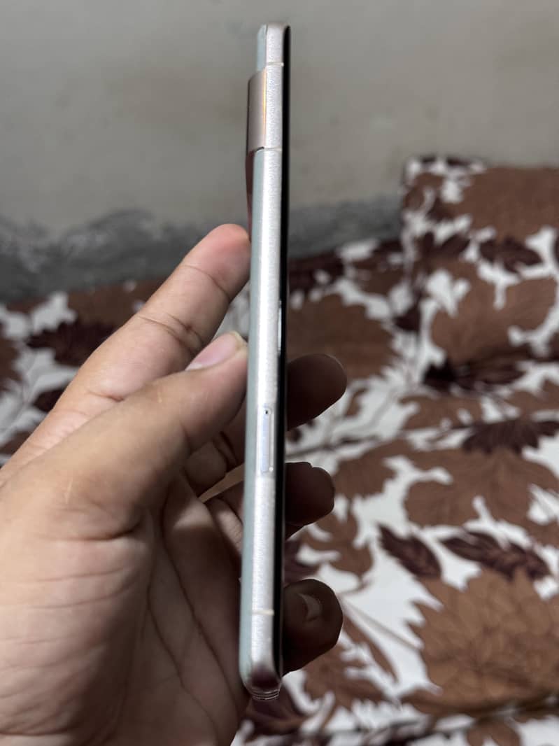 Google Pixel 7 Pro 2