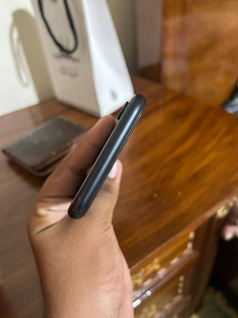 Apple iPhone XR 3