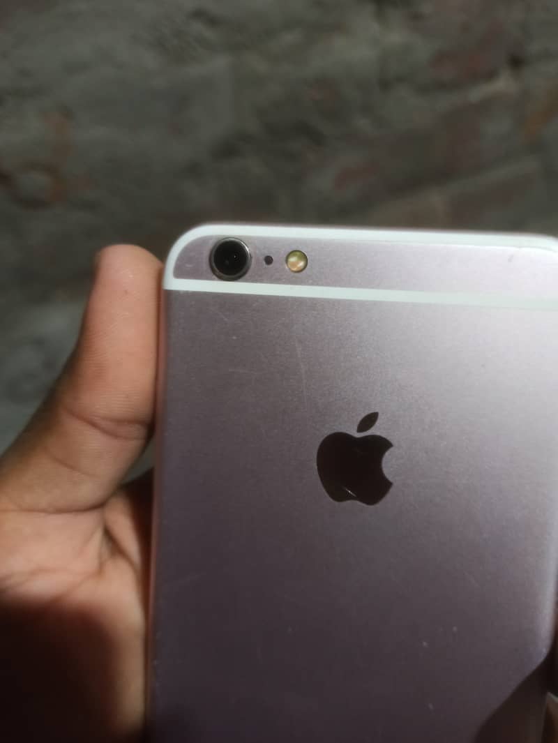 Apple iPhone 6S Plus 6