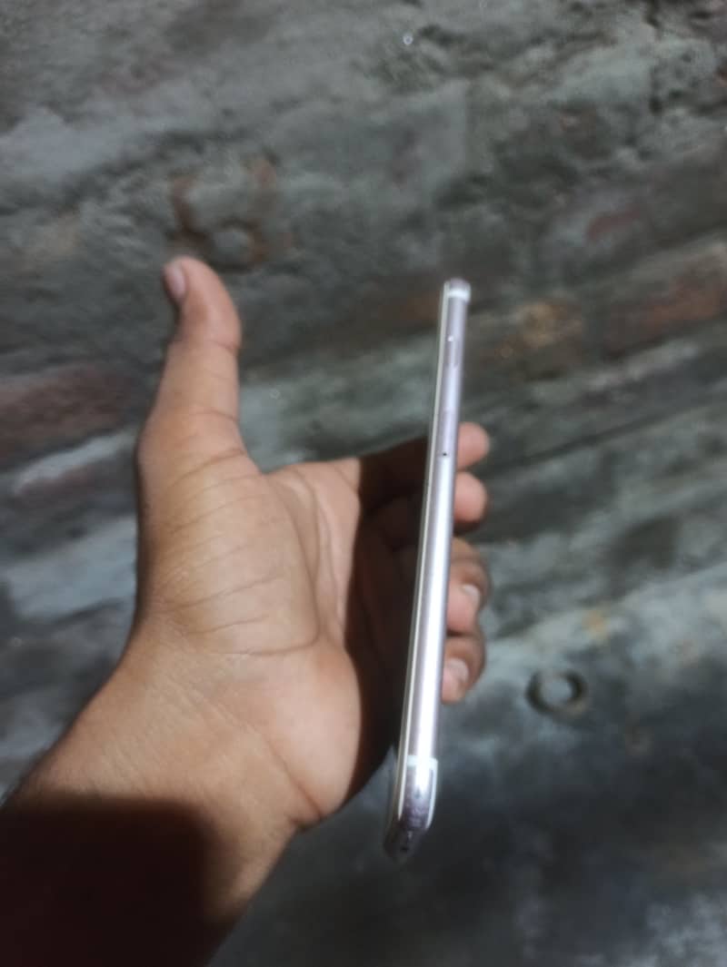 Apple iPhone 6S Plus 14