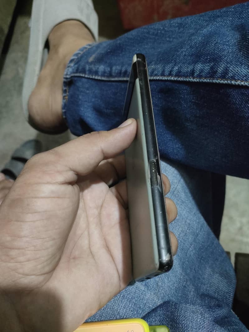 Google Pixel 6a 4