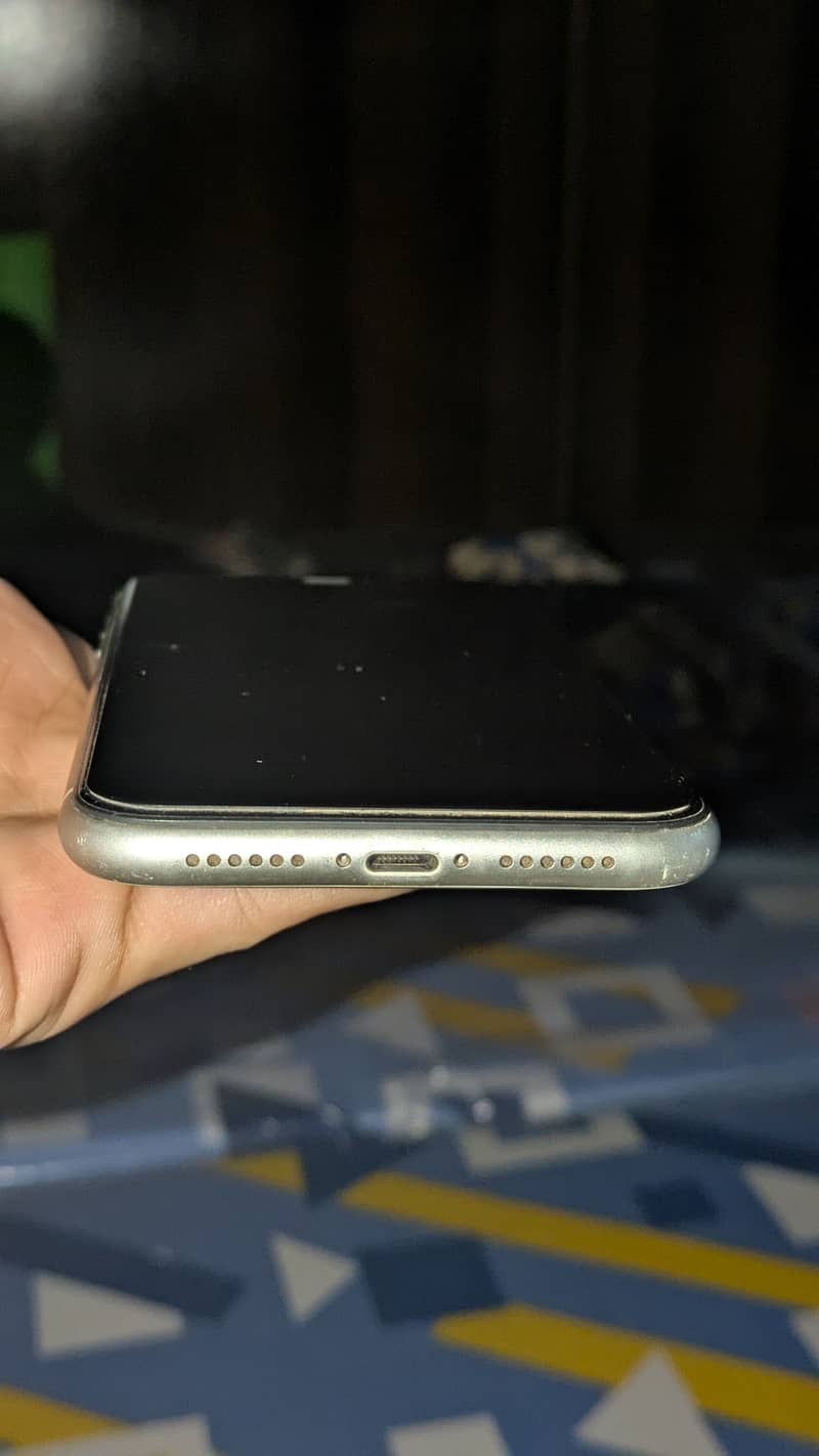 Apple iPhone 11 1