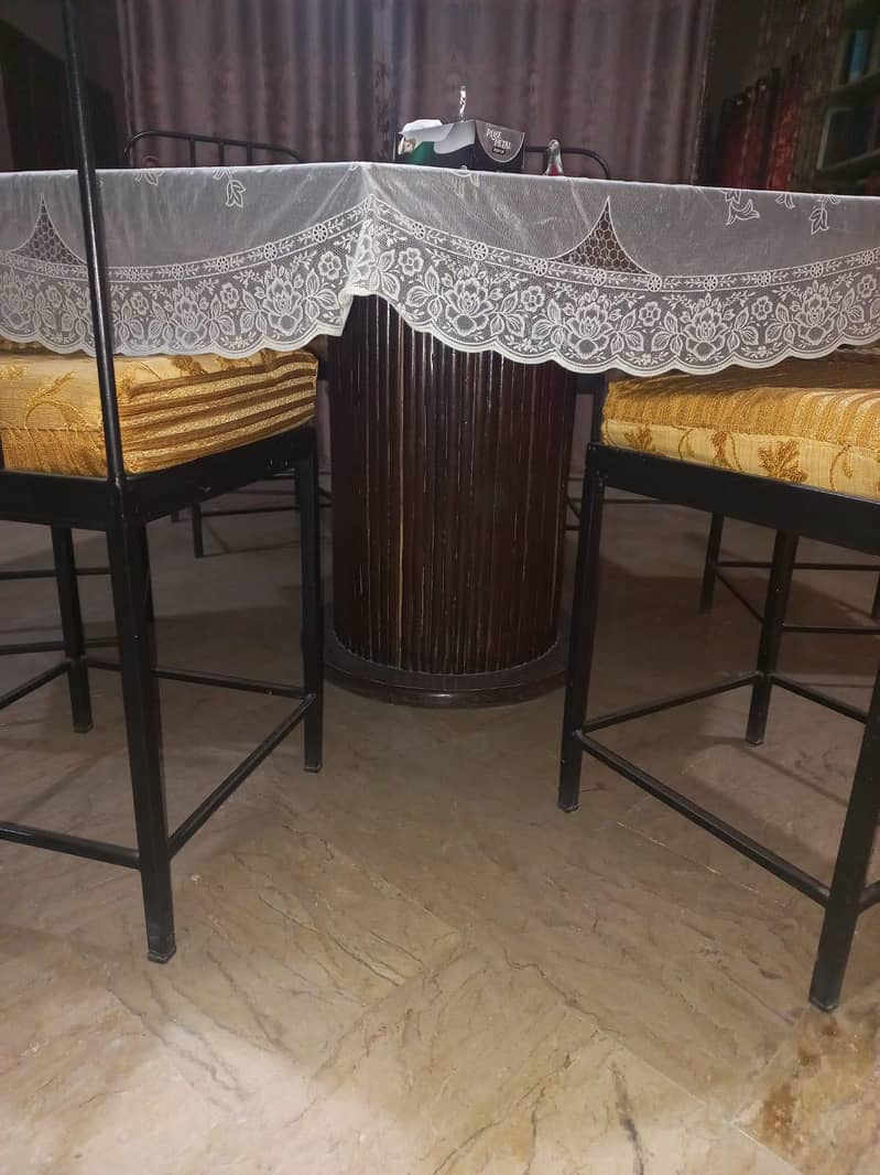 Dining table with 6 chairs 1