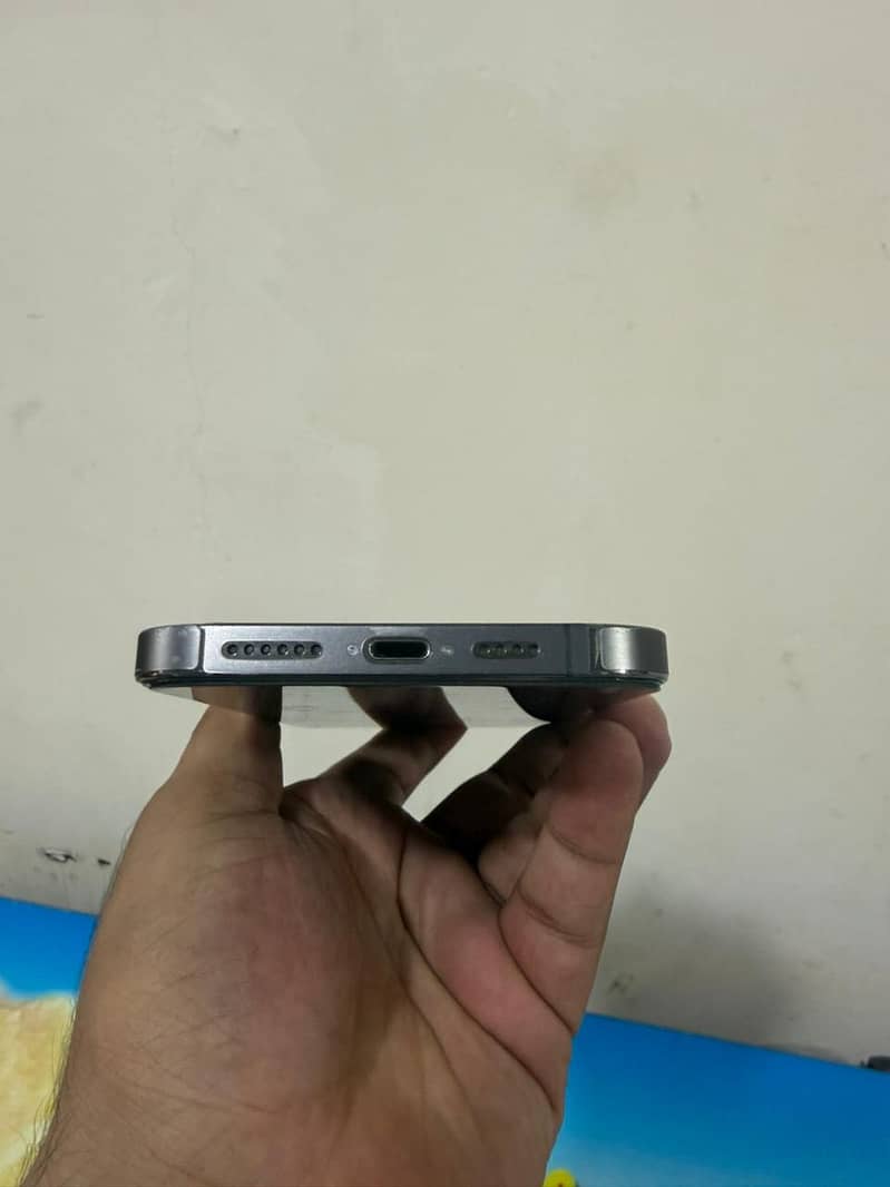 Apple iPhone 12 Pro Max 3