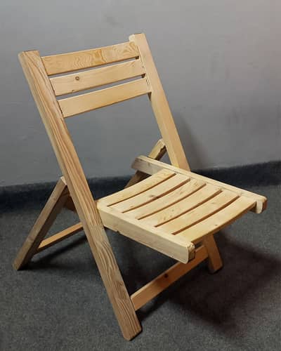 Lawn Chairs And Table