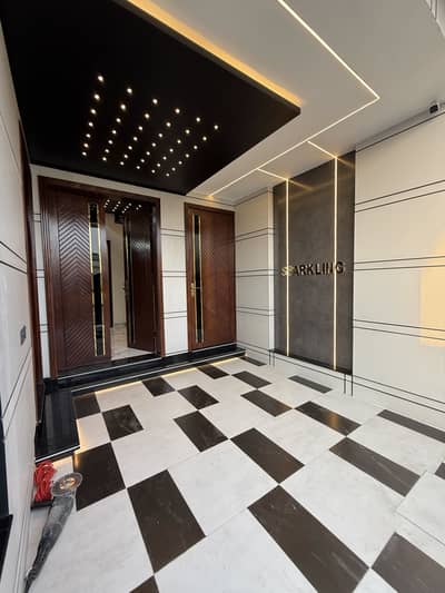 5 MARLA FULL HOUSE AVAILABLE FOR RENT IN CENTRAL PARK HOUSING SCHEME LAHORE
