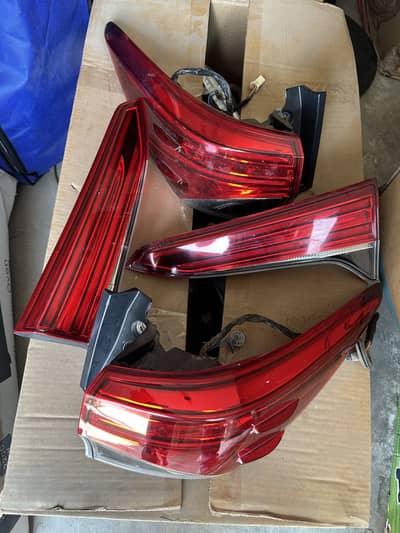 Toyota furtuner front and back lights