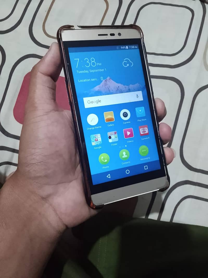 QMobile E1 1